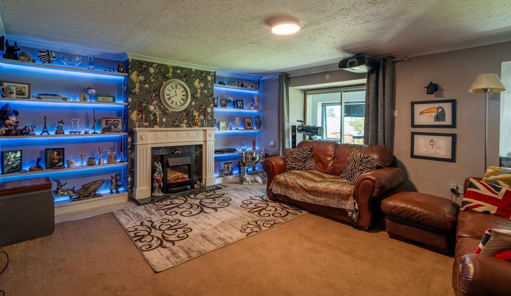 Farmhouse Lounge