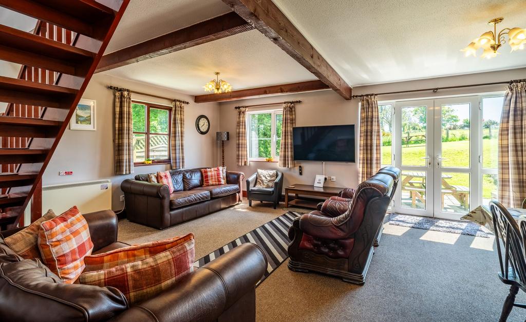 Oak Cottage Lounge