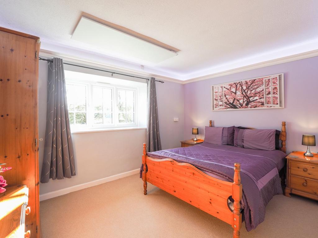 Cherry bedroom