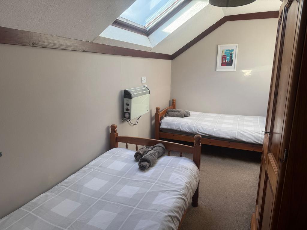 Twin Bedroom