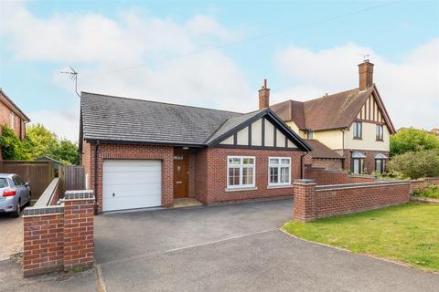 3 bedroom detached bungalow for sale, Forest Road, Loughborough LE11