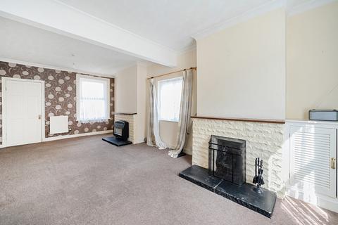 27 Serlo Road, Gloucester, GL1 2QW