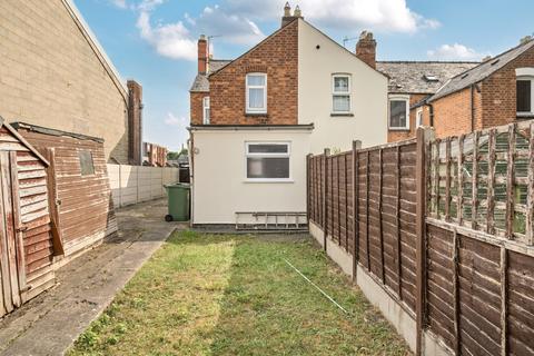 27 Serlo Road, Gloucester, GL1 2QW