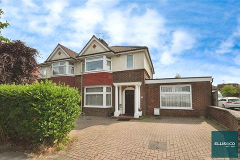 Cheviot Gardens, Cricklewood, NW2