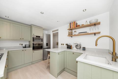2 bedroom apartment for sale, Mayall Road, Herne Hill, London SE24