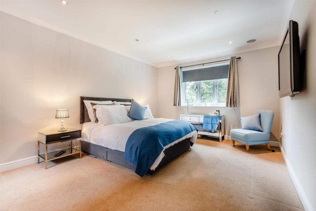 Bed 1