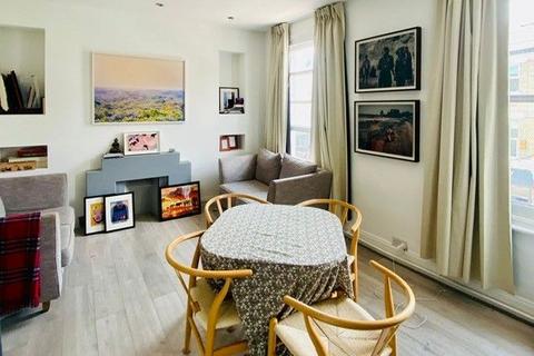 undefined, Room 2 Elm Park, London