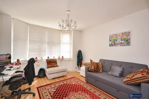 5 bedroom semi-detached house for sale, Hardley Crescent, Ardleigh Green, Hornchurch, RM11