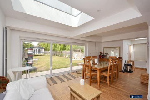 5 bedroom semi-detached house for sale, Hardley Crescent, Ardleigh Green, Hornchurch, RM11