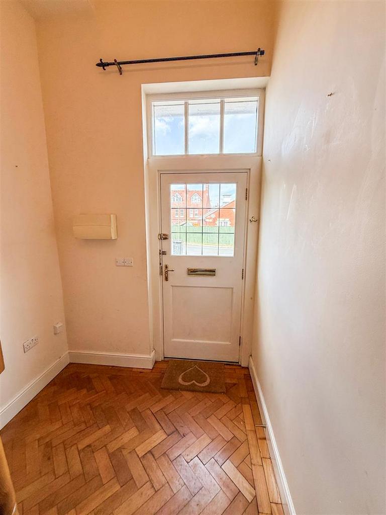 Accommodation Comprises