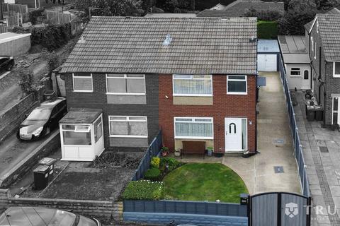 3 bedroom semi-detached house for sale, Harewood Avenue, Heckmondwike, WF16