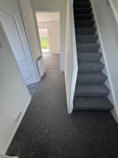 3 bedroom semi-detached house to rent, Litton Close, Ilkeston DE7