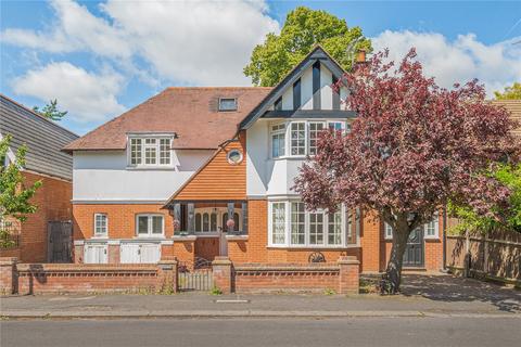 Pitkerro Weston Green, Thames Ditton, KT7 0JY