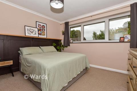 2 bedroom semi-detached house for sale, Newbury Avenue, Maidstone ME16