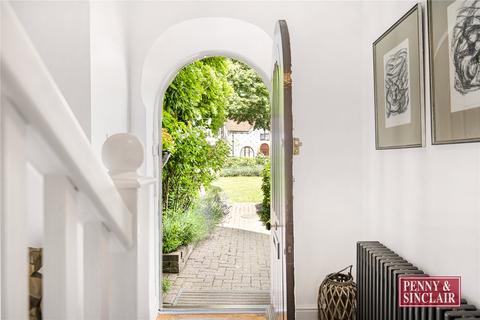 3 bedroom terraced house for sale, Frogmill Court, SL6 5NS