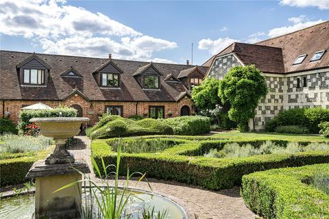 undefined, Frogmill Court, SL6 5NS