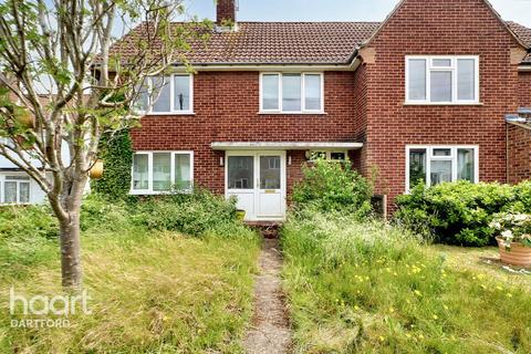 3 bedroom semi-detached house for sale, Meadow Walk, Dartford