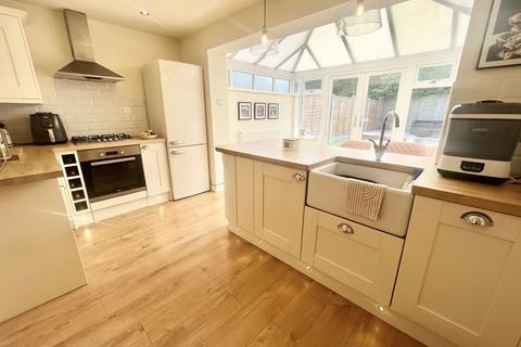 23 Barbrook Drive, Brierley Hill, DY5 3PZ