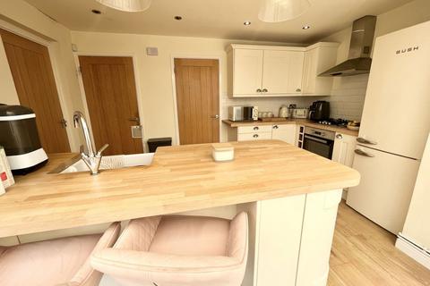 23 Barbrook Drive, Brierley Hill, DY5 3PZ