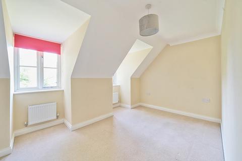 2 Vine End, Paulerspury, Towcester, NN12 7GB