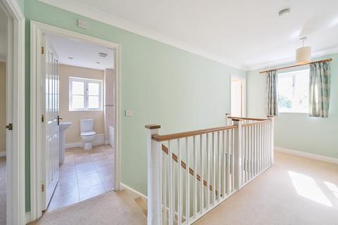 2 Vine End, Paulerspury, Towcester, NN12 7GB
