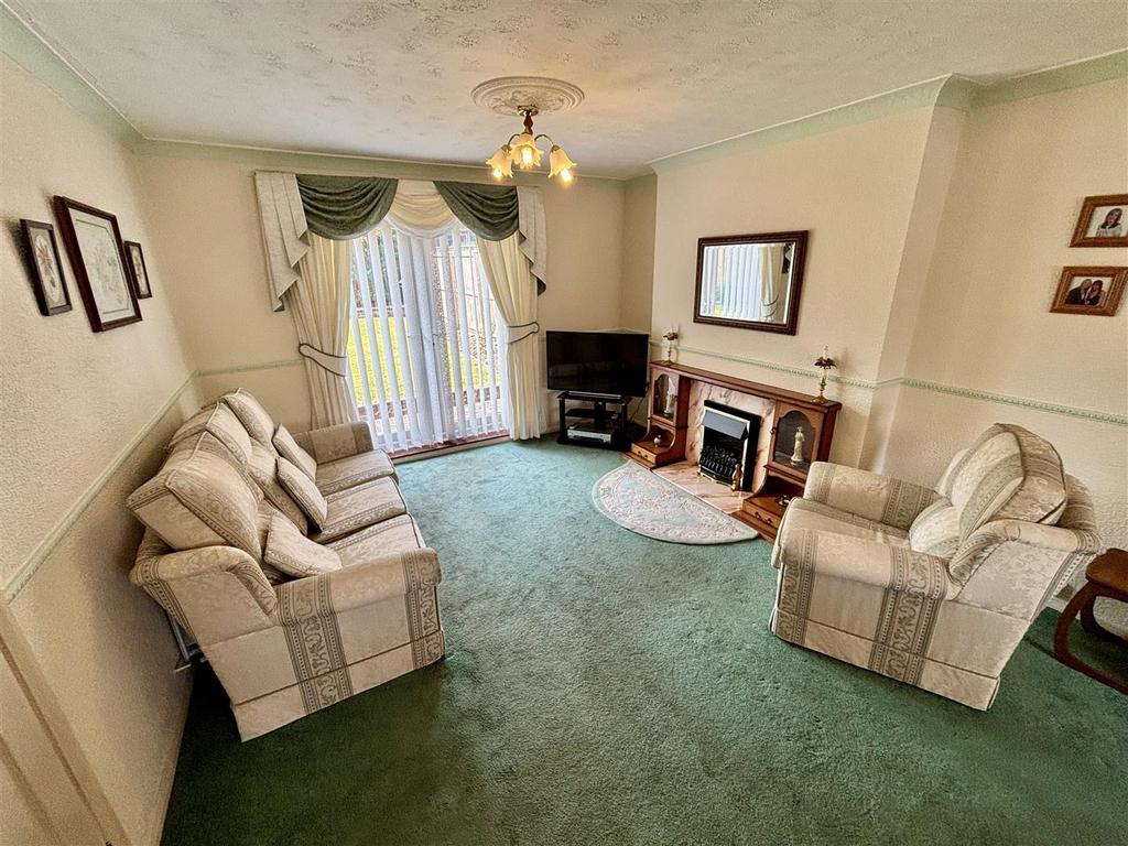 Open Plan Living and Dining Room