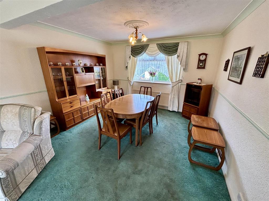 Open Plan Living and Dining Room