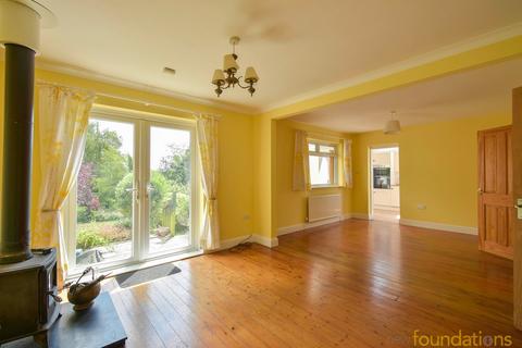 13 Haslam Crescent, Bexhill-on-sea, TN40 2PD