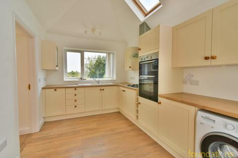 13 Haslam Crescent, Bexhill-on-sea, TN40 2PD