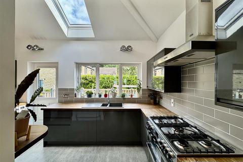 3 bedroom end of terrace house for sale, New Mill Road, Brockholes, Holmfirth, HD9 7AL