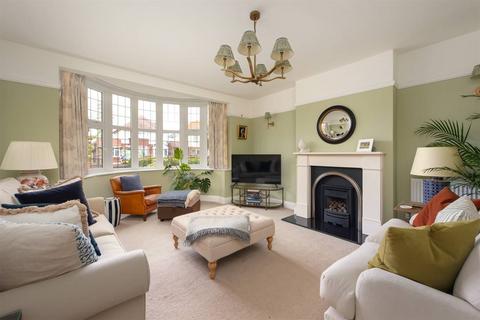 5 bedroom detached house for sale, Gresham Avenue, Westbrook, Margate