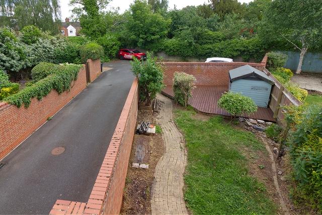 Garden &amp; parking