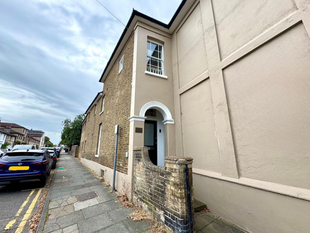 New London Road, Chelmsford, Essex, CM2 0 AE