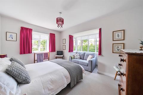 Yaffles Coly Road, Colyton, EX24 6PU