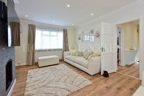 undefined, Billy Lows Lane, Potters Bar, EN6