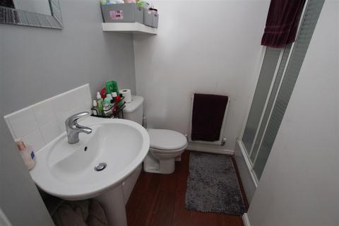5 Brander Close, Idle, Bradford, BD10 8SY