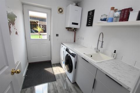 5 Brander Close, Idle, Bradford, BD10 8SY