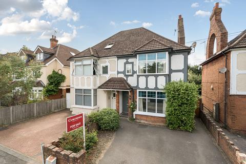 115 Stoke Road, Guildford, GU1 1ET
