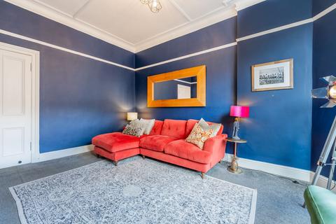 2 bedroom flat for sale, 99 Dundrennan Road, Flat 2/1, Battlefield, Glasgow, G42 9SL