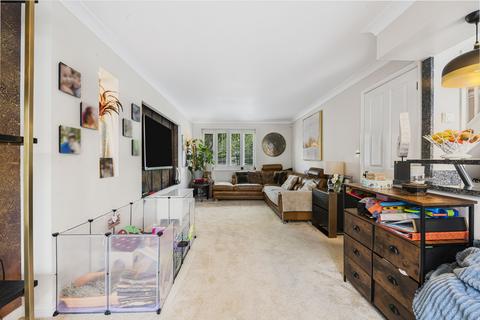 5 Glovers Close, Biggin Hill, Westerham, TN16 3GA
