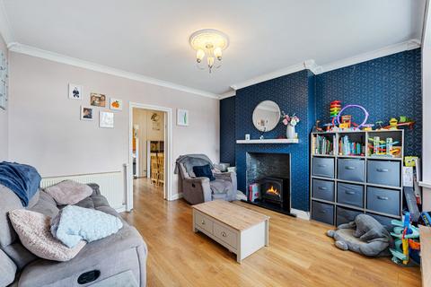 4 Naylor Road, Widnes, WA8 0BS
