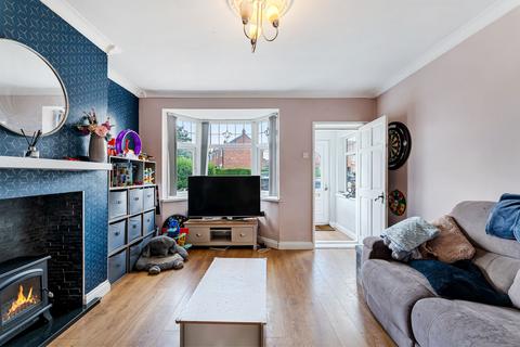 4 Naylor Road, Widnes, WA8 0BS