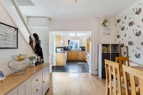 4 Naylor Road, Widnes, WA8 0BS