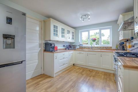 55 Avoncroft Road, Stoke Heath, Bromsgrove, B60 4NG