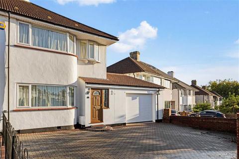 3 bedroom semi-detached house for sale, Broad Walk, London SE3