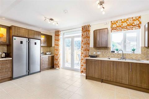3 bedroom semi-detached house for sale, Broad Walk, London SE3