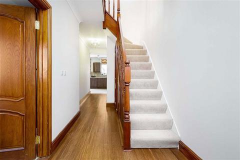 undefined, Broad Walk, London SE3