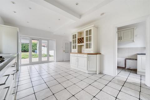Little Heath Linkside West, Hindhead, GU26 6PA