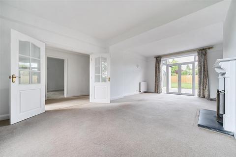 Little Heath Linkside West, Hindhead, GU26 6PA