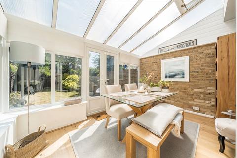 19 Nelson Road, London, SW19 1HS
